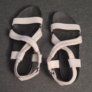 Sorels Roaming Women's White Sandals